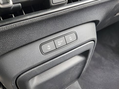 New 2025 Volkswagen ID. Buzz Pro S RWD image 20