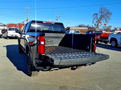 Used 2022 Chevrolet Silverado 1500 Custom Trail Boss w/ Safety Confidence Package image 21
