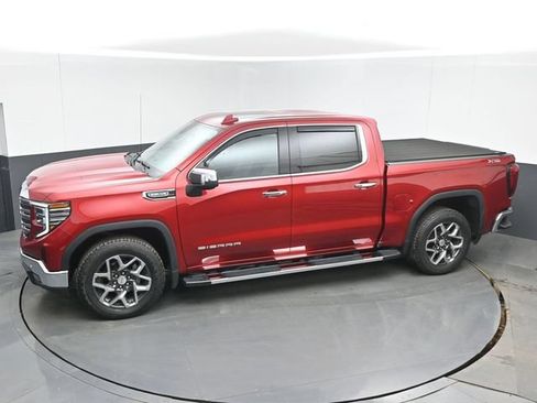 Used 2023 GMC Sierra 1500 SLT w/ SLT Premium Plus Package AWD/4WD image 37