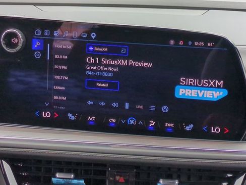 Used 2025 Chevrolet Tahoe LT AWD/4WD image 21