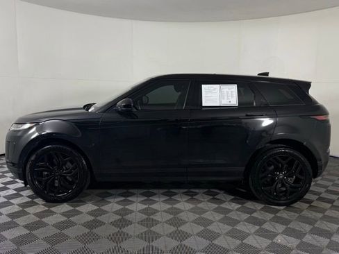 Used 2020 Land Rover Range Rover Evoque SE image 3