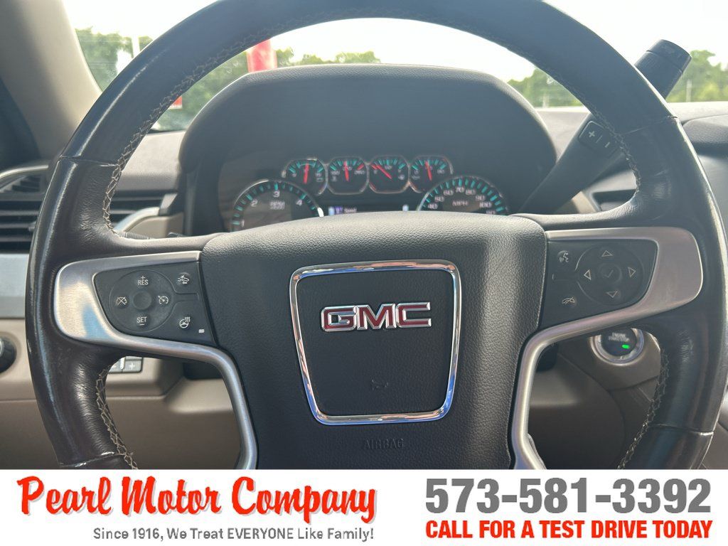 Used 2017 GMC Yukon XL SLT w/ Premium Edition AWD/4WD image 13