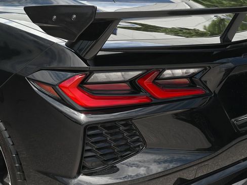 Used 2020 Chevrolet Corvette Stingray Coupe w/ Z51 Performance Package RWD image 9
