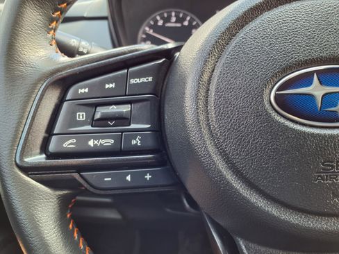 Certified 2025 Subaru Crosstrek 2.5i Limited w/ Crosstrek Mirror Package image 15