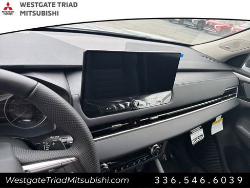 New 2026 Mitsubishi Outlander Trail Edition AWD/4WD image 12