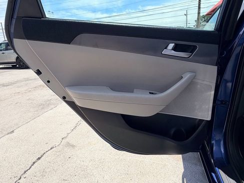 Used 2016 Hyundai Sonata SE FWD image 25