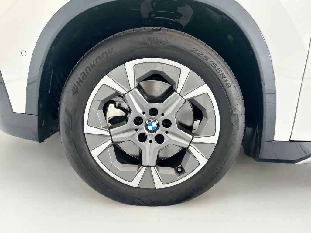 Used 2024 BMW X1 xDrive28i w/ Premium Package AWD/4WD image 28