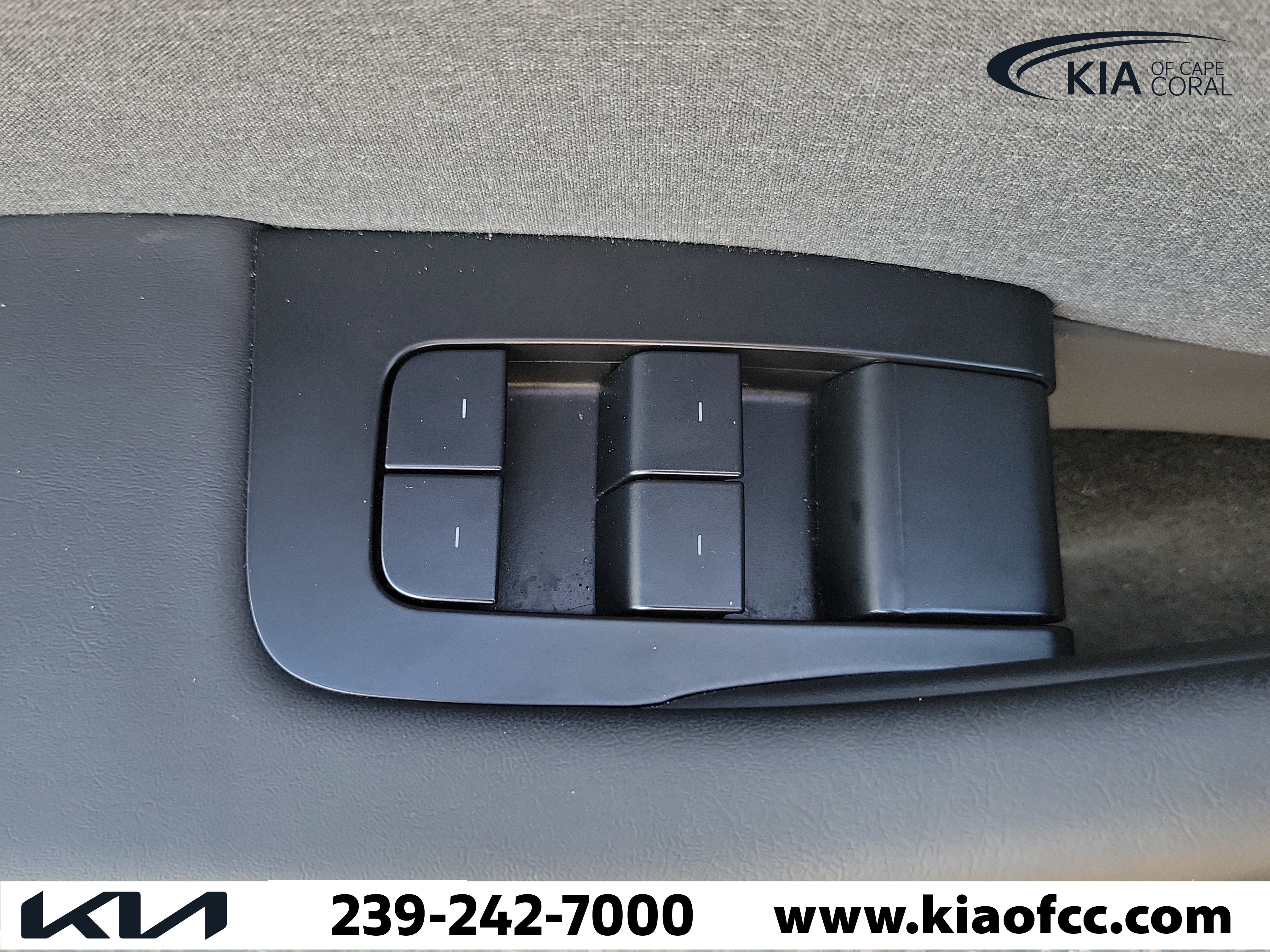 Used 2025 Tesla Model 3 Long Range RWD image 22