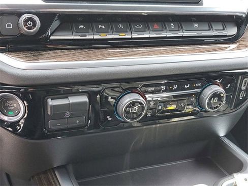 New 2025 Chevrolet Silverado 1500 RST w/ Convenience Package II image 22