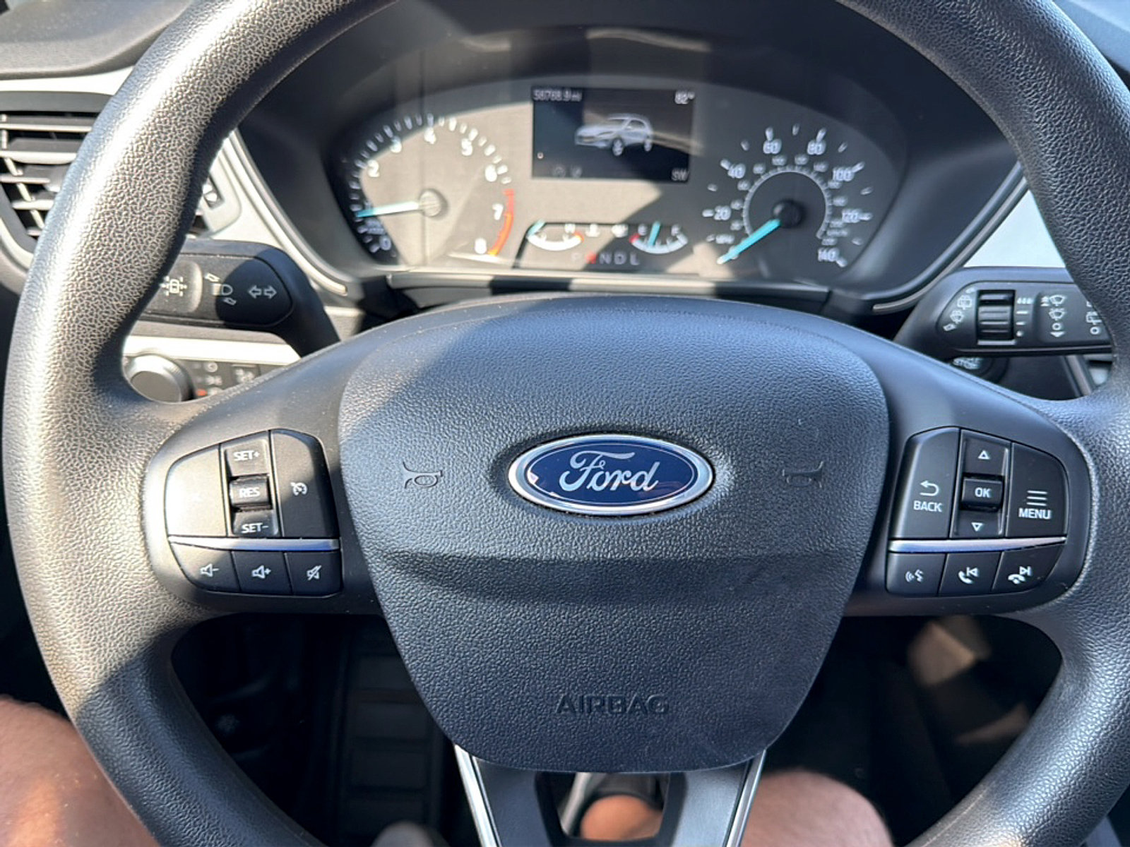 Used 2022 Ford Escape SE AWD/4WD image 17