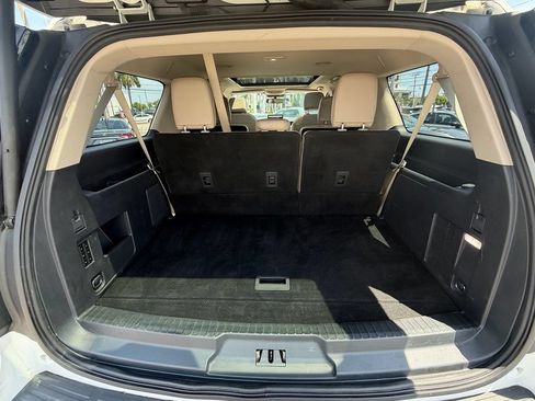 Used 2023 Ford Expedition Max Limited AWD/4WD image 14