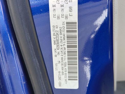 Used 2019 Dodge Grand Caravan SXT image 16