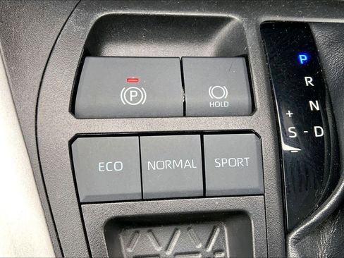 Used 2023 Toyota RAV4 XLE Premium FWD image 35