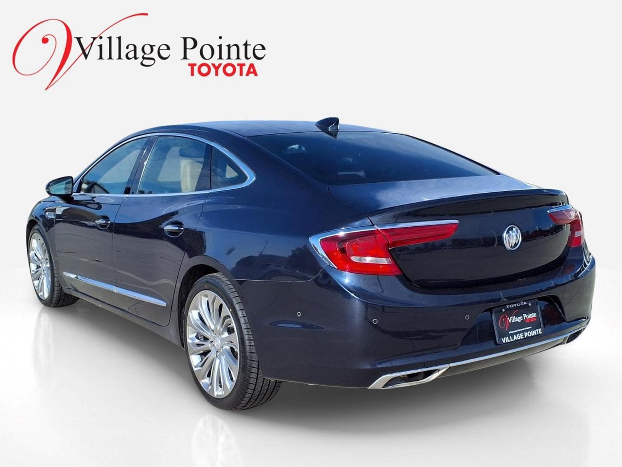 Used 2017 Buick LaCrosse Premium w/ Driver Confidence Package #2 AWD/4WD image 3
