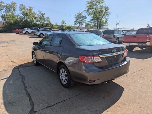 Used 2013 Toyota Corolla L FWD image 7