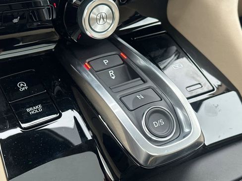 Used 2025 Acura MDX SH-AWD w/ Technology Package image 19