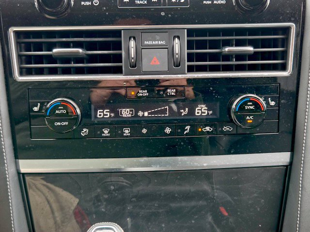 Used 2023 INFINITI QX80 Luxe w/ Cargo Package AWD/4WD image 22