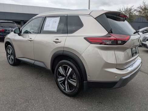 Certified 2024 Nissan Rogue SL w/ SL Premium Package image 6