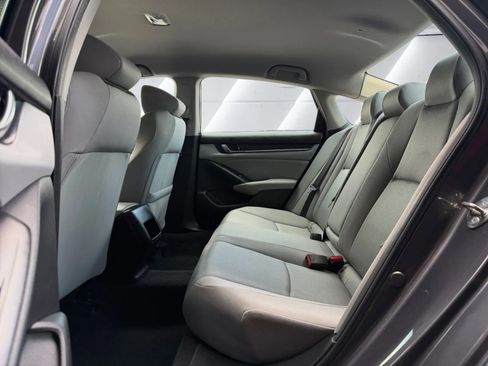 Used 2019 Honda Accord LX image 11