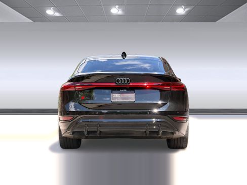 Certified 2025 Audi S6 e-tron Prestige w/ 21" Black Optic Package AWD/4WD image 10