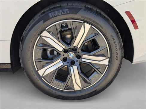 New 2026 BMW iX xDrive60 w/ Premium Package AWD/4WD image 10