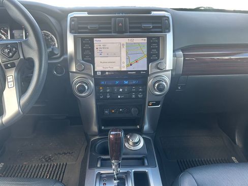 Used 2020 Toyota 4Runner Limited image 12