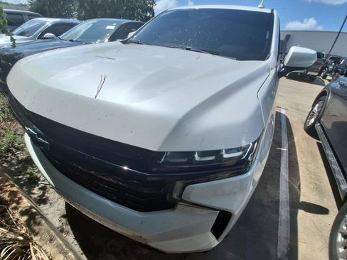 Used 2023 Chevrolet Tahoe RST AWD/4WD image 2
