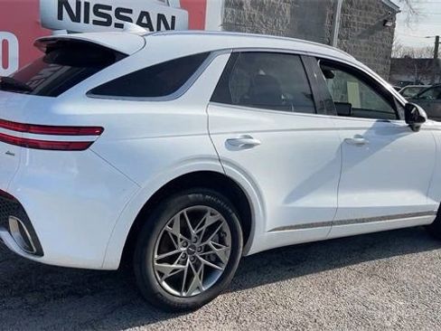 Used 2025 Genesis GV70 2.5T image 4