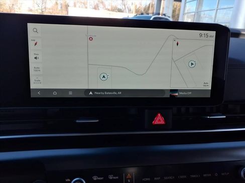 New 2026 Kia Carnival FWD image 17
