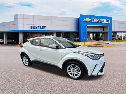 Used 2021 Toyota C-HR LE image 7