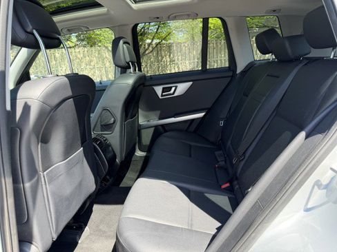 Used 2012 Mercedes-Benz GLK 350 4MATIC image 21