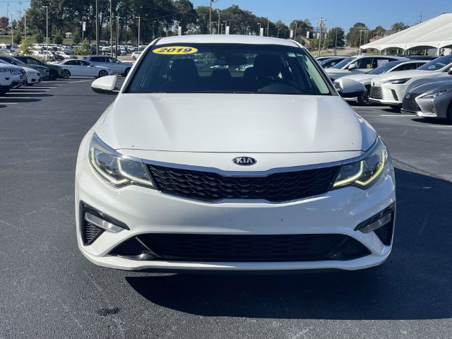 Used 2019 Kia Optima LX FWD image 2