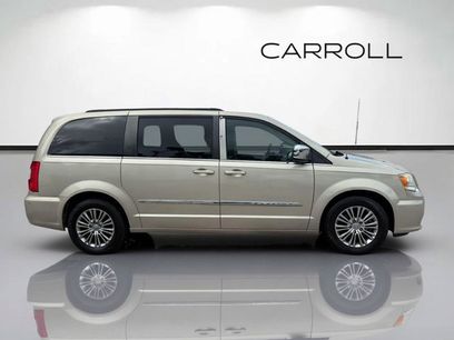 Used 2014 Chrysler Town & Country Touring-L