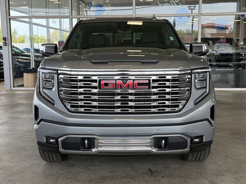 Used 2025 GMC Sierra 1500 Denali w/ Technology Package image 6