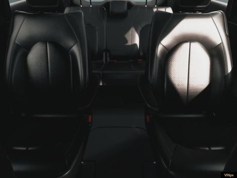 New 2027 Chrysler Pacifica Select FWD image 17