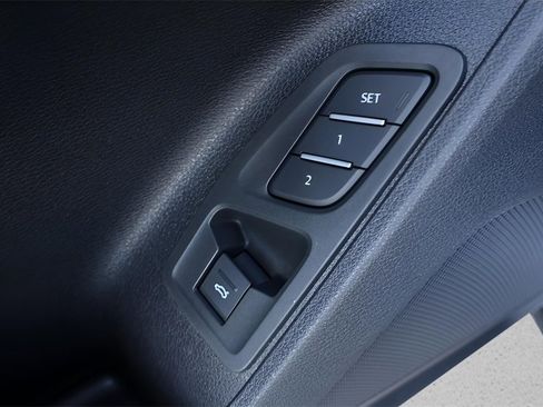 Used 2022 Audi Q3 2.0T Premium Plus image 12