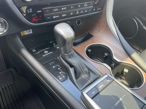 Used 2022 Lexus RX 350L FWD w/ Premium Package image 33