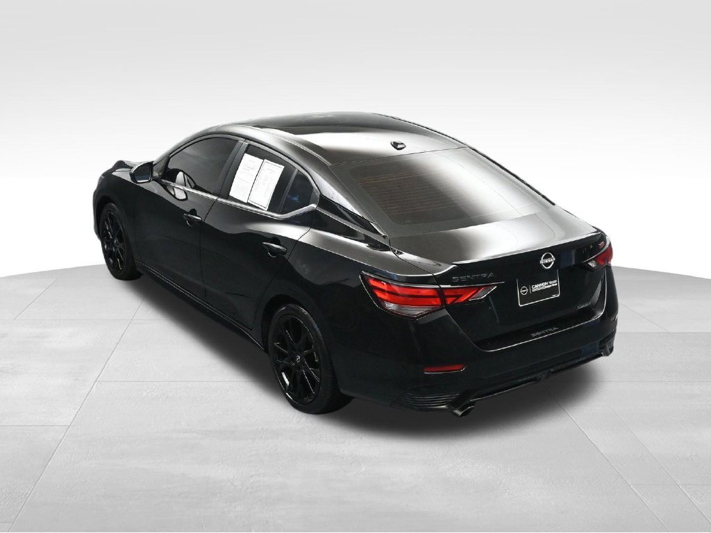 Used 2025 Nissan Sentra SR w/ Midnight Edition FWD image 32