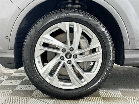Certified 2023 Audi Q7 2.0T Premium Plus w/ Convenience Package AWD/4WD image 31