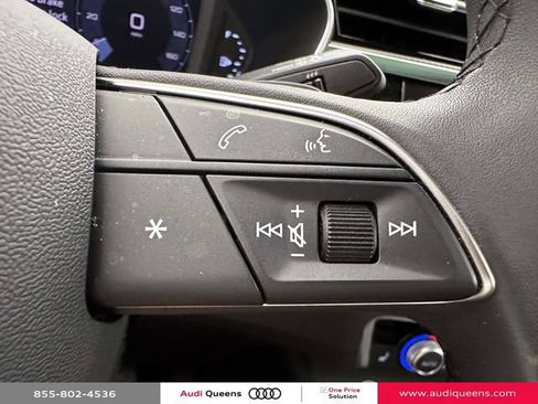 Used 2025 Audi Q3 2.0T Premium w/ Convenience Package AWD/4WD image 30