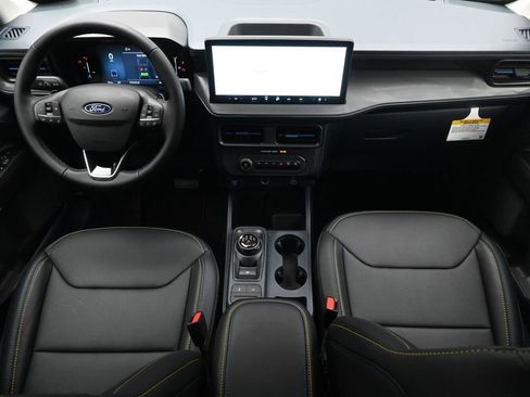 New 2025 Ford Maverick Lobo image 19