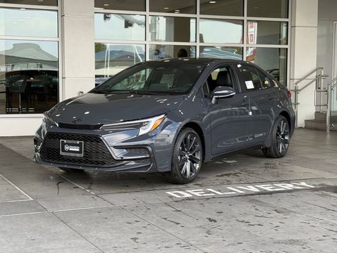 New 2026 Toyota Corolla XSE image 2