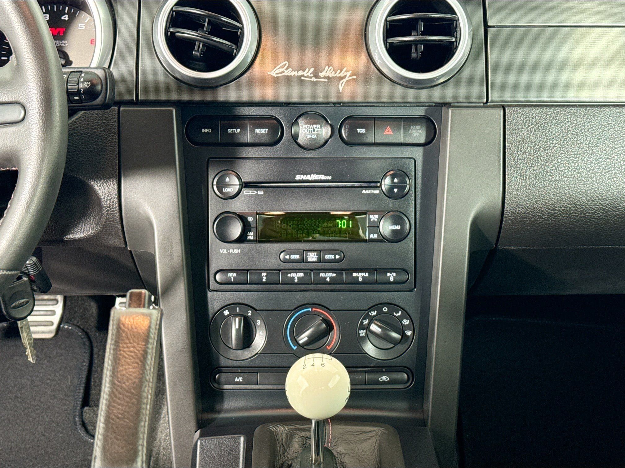 Used 2007 Ford Mustang Shelby GT500 RWD image 24