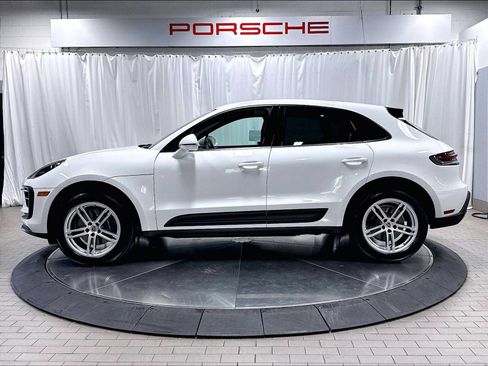 Used 2024 Porsche Macan w/ Premium Plus Package AWD/4WD image 2