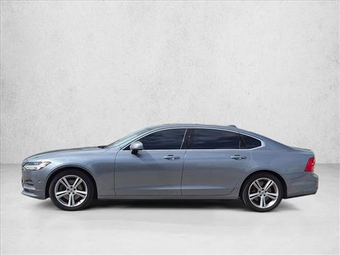 Used 2018 Volvo S90 T5 Momentum w/ Convenience Package FWD image 8
