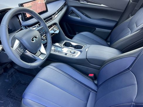 New 2026 INFINITI QX60 Sport w/ Dark Cargo Package image 9