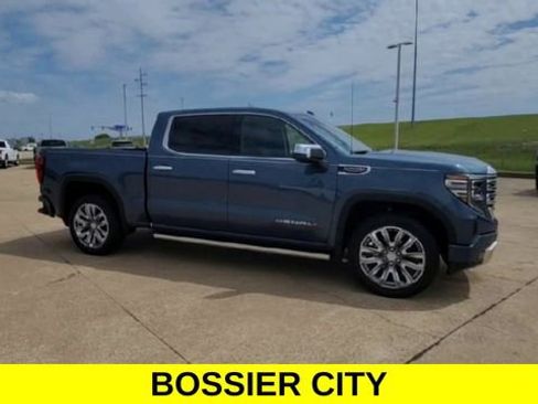 Certified 2026 GMC Sierra 1500 Denali w/ Denali Reserve Package AWD/4WD image 2