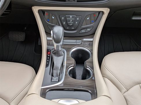 Used 2019 Buick Envision Essence image 20