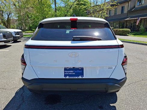 Certified 2025 Hyundai Kona SE AWD/4WD image 22
