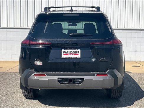 New 2026 Toyota RAV4 FWD image 5